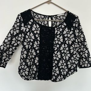 Black And White Floral Lace Dress Shirt Size S